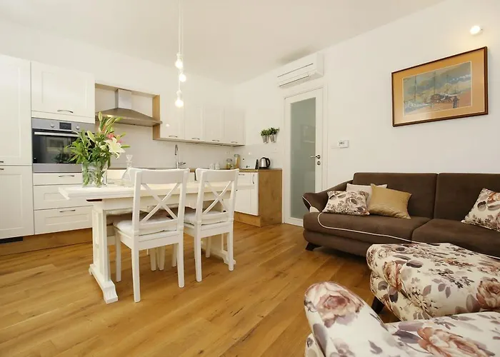 Apartment Amber