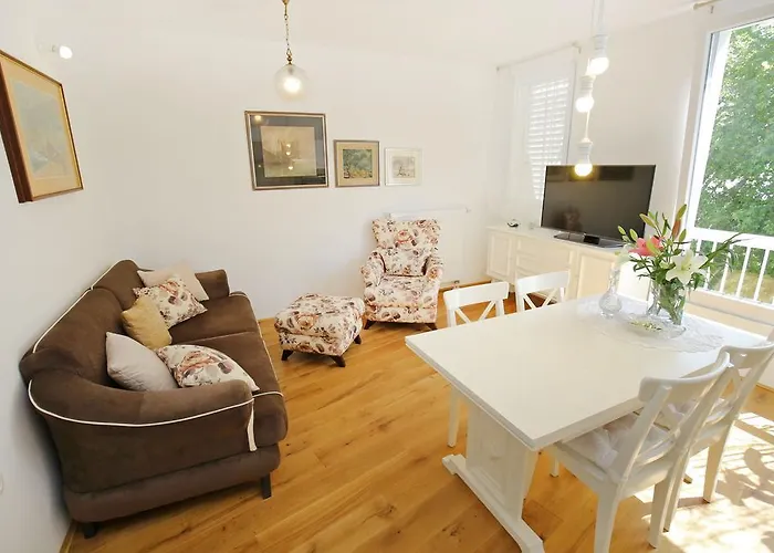 Apartment Amber