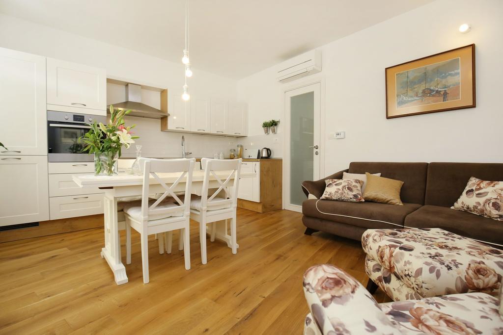 Apartment Amber