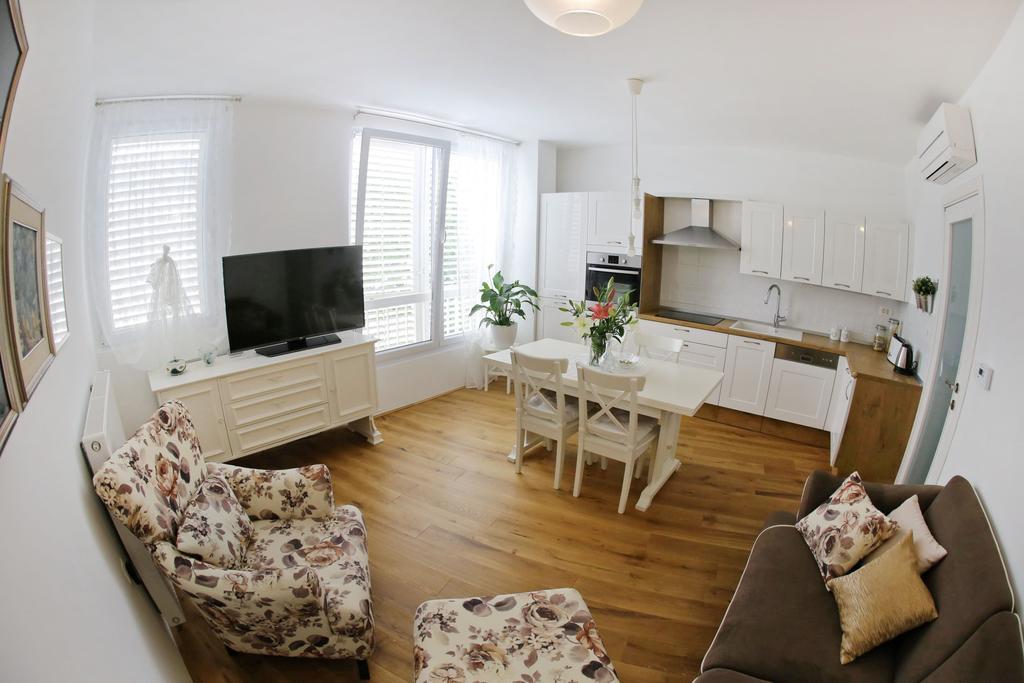 Apartment Amber